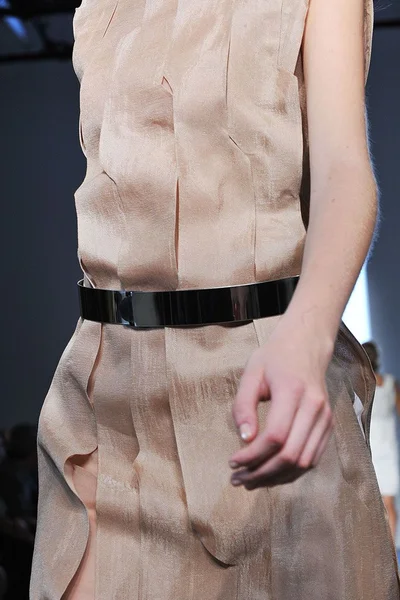 Look 38